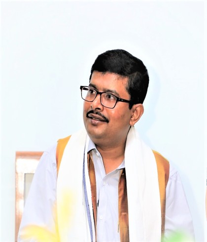 Dr. Manas Kabi, Principal, Asutosh College